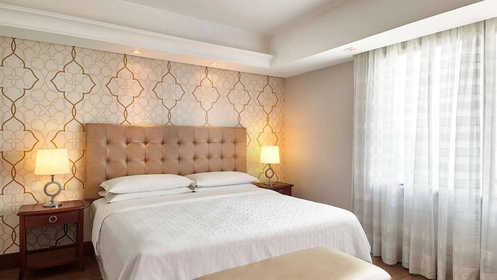 מלון Hilton Porto Alegre, Brazil