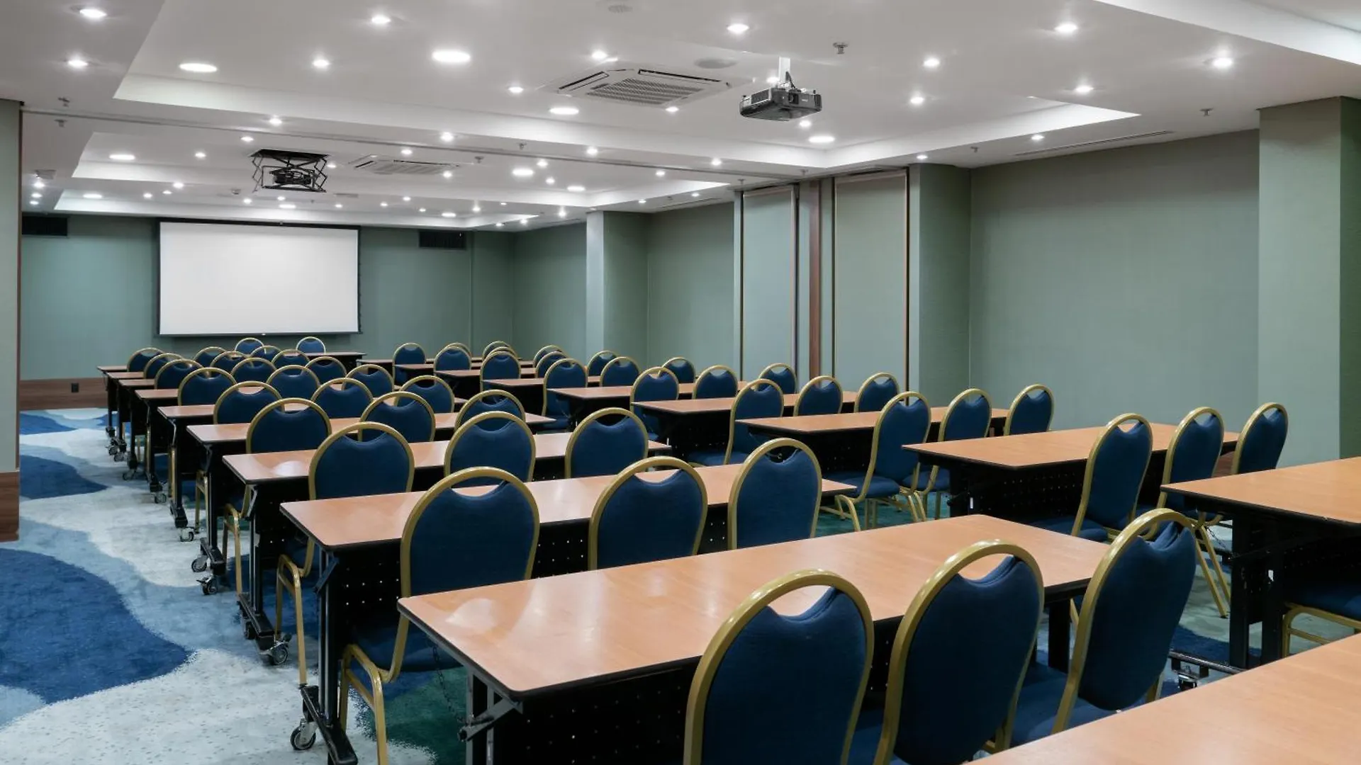 מלון Hilton Porto Alegre, Brazil