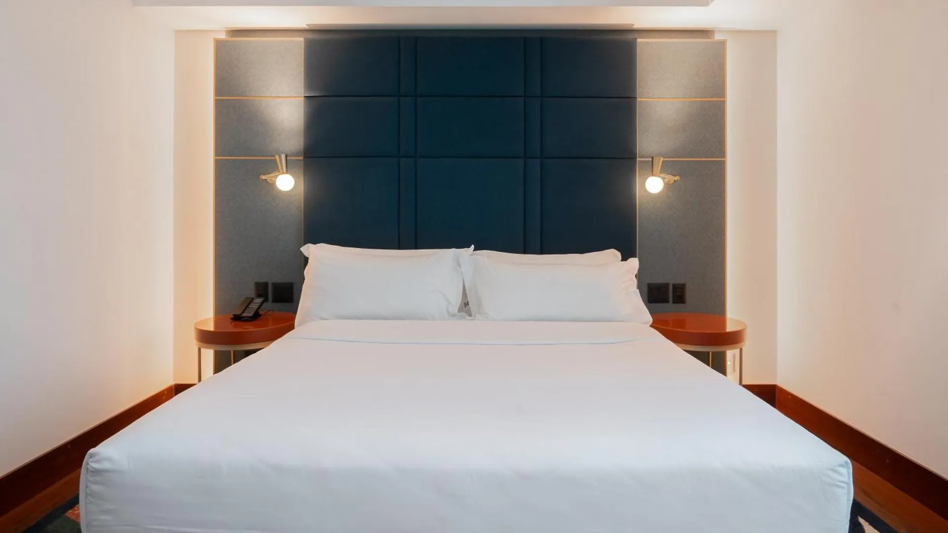 מלון Hilton Porto Alegre, Brazil