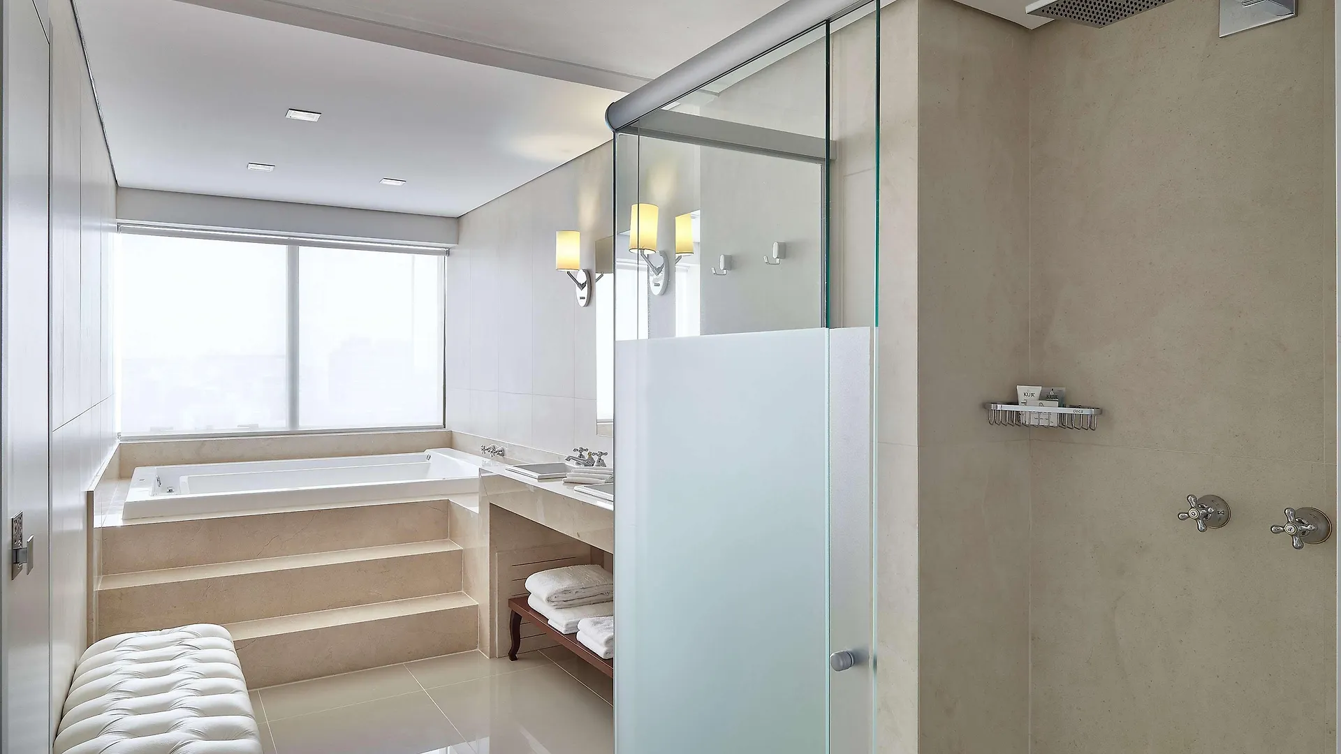 Hotel Hilton Porto Alegre, Brazil 5*,